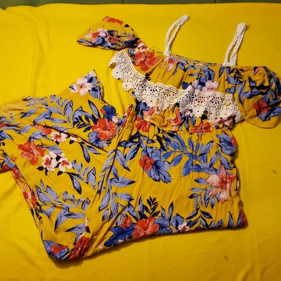 No Boundaries - Tropical Print Yellow Off-The-Shoulder Maxi Dress w/ Slit - Picture 2 of 12